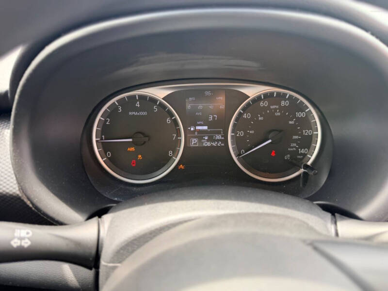 2019 Nissan Kicks SV