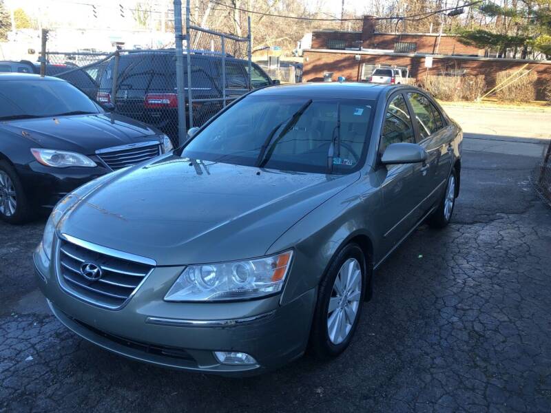 2009 Hyundai Sonata for sale at Six Brothers Mega Lot in Youngstown OH