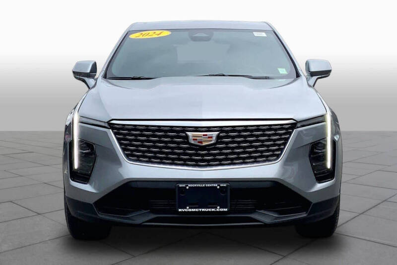 2024 Cadillac XT4 Luxury