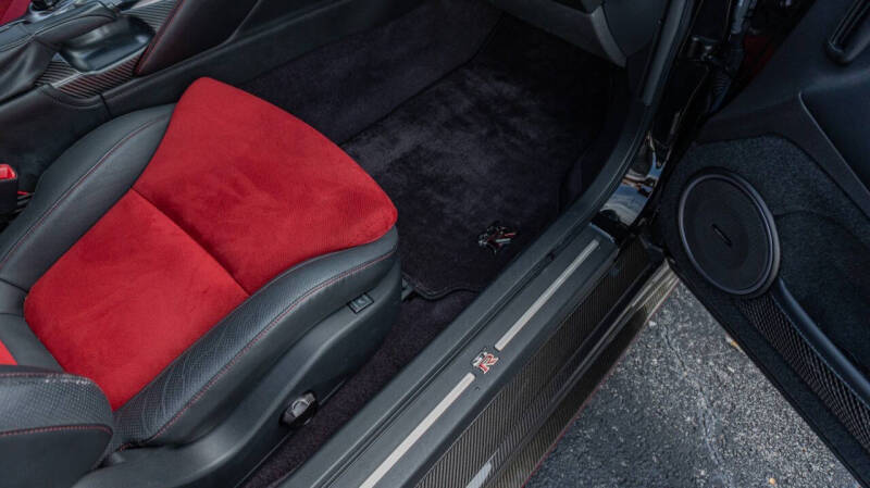 2017 Nissan GT-R NISMO