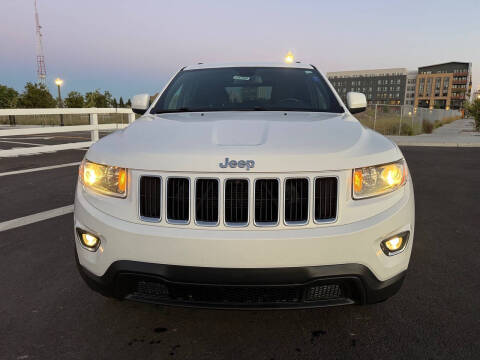 2016 Jeep Grand Cherokee Laredo E