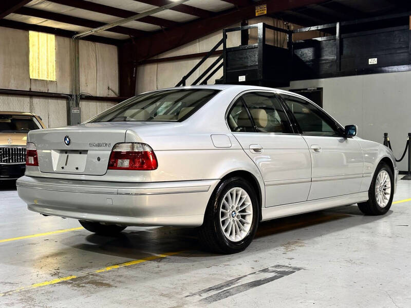 2001 BMW 5 Series 540i