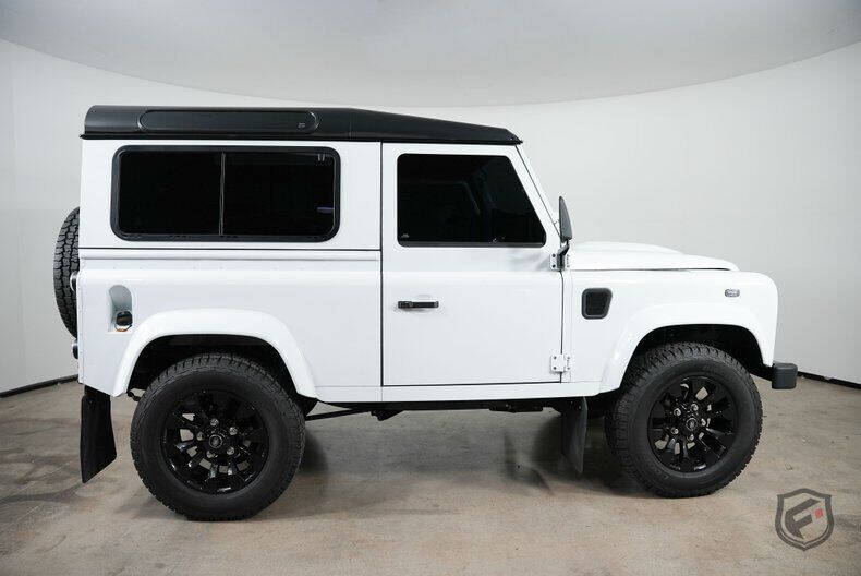 1986 Land Rover Defender