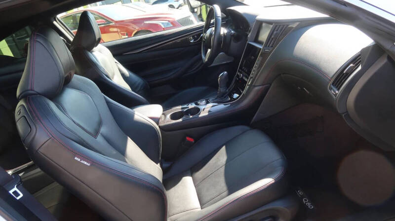 2020 Infiniti Q60 Red Sport 400