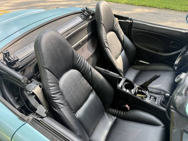 2001 Mazda MX-5 Miata