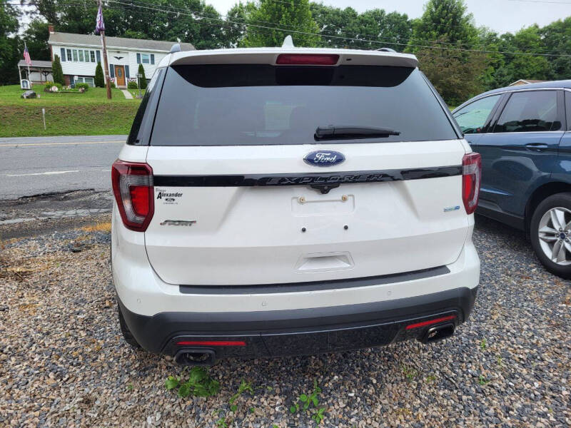 2016 Ford Explorer Sport