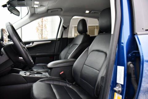 2022 Ford Escape Hybrid SEL