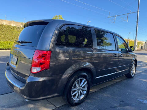 2016 Dodge Grand Caravan SE Plus