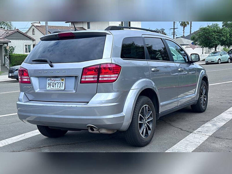 2018 Dodge Journey SE