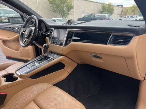 2017 Porsche Macan S