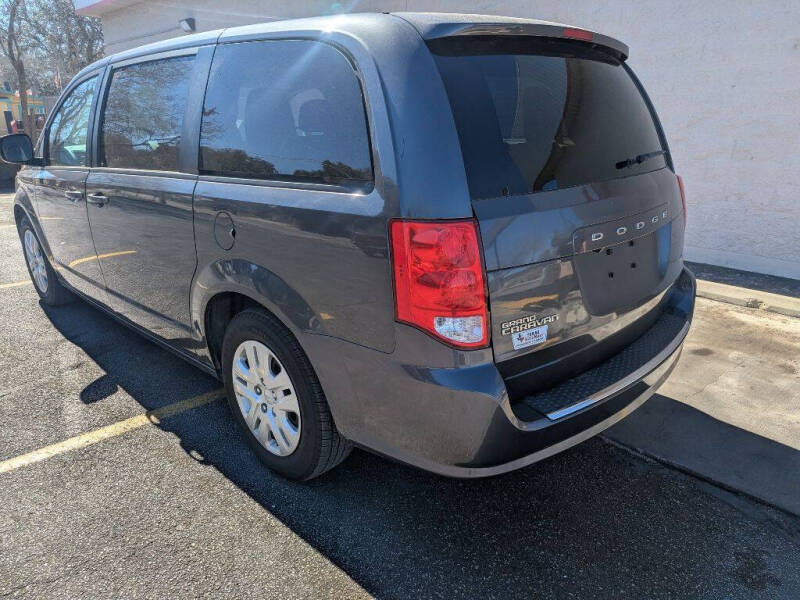 2018 Dodge Grand Caravan SE