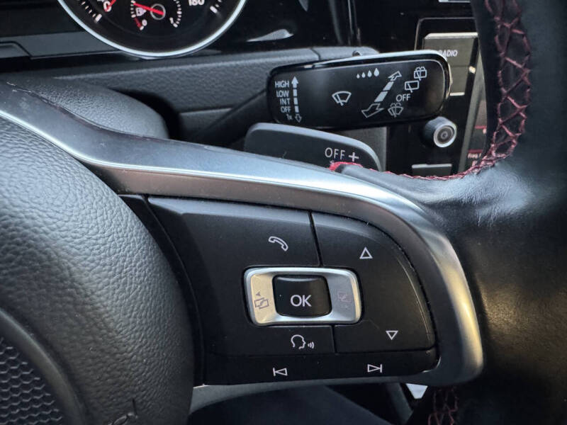 2018 Volkswagen Golf GTI S