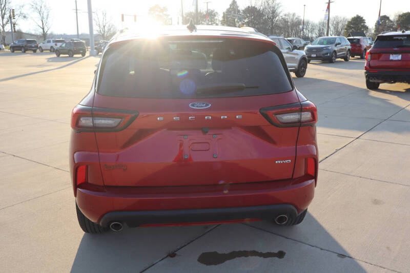 2024 Ford Escape ST-Line