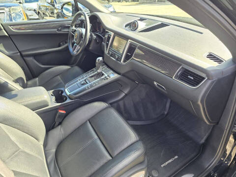 2016 Porsche Macan S