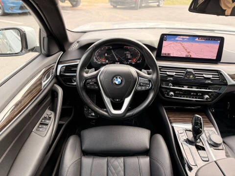 2021 BMW 5 Series 530i