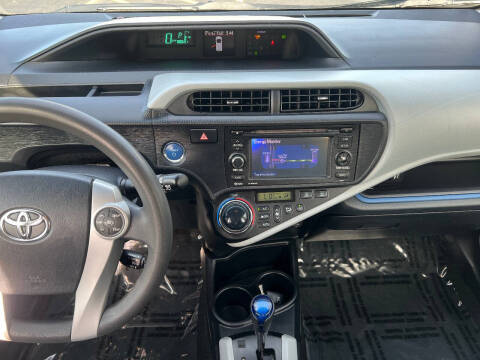 2012 Toyota Prius c Three