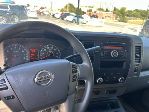 2016 Nissan NV 2500 HD SV