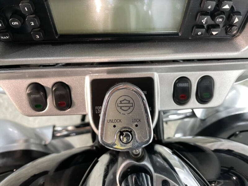 2012 Harley-Davidson FLHTK Ultra Limited