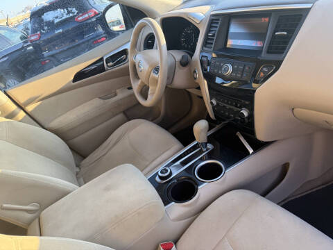 2013 Nissan Pathfinder S