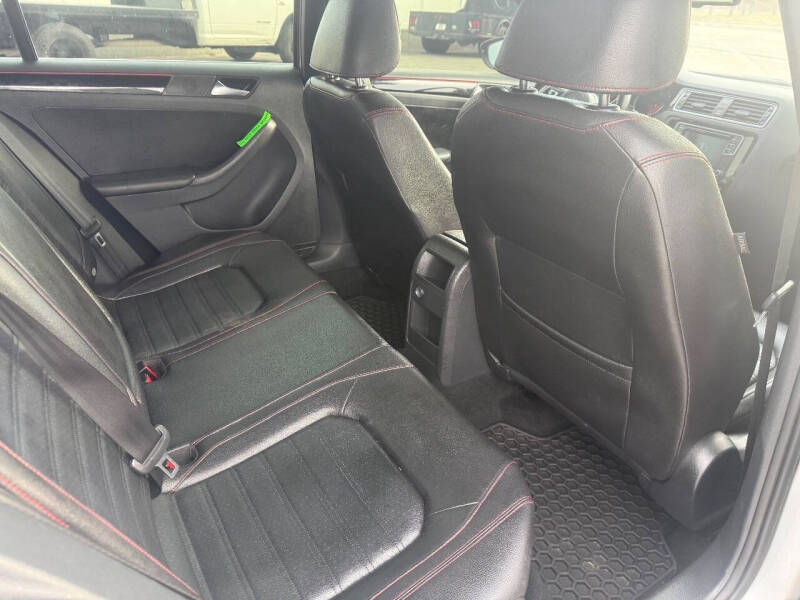 2016 Volkswagen Jetta 2.0T GLI SEL