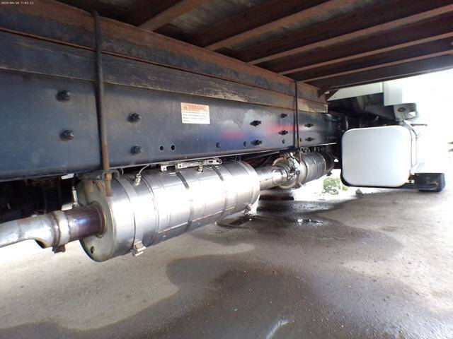 2015 Freightliner M2 106