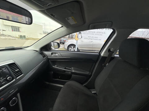 2016 Mitsubishi Lancer ES