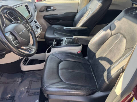 2021 Chrysler Pacifica Touring L