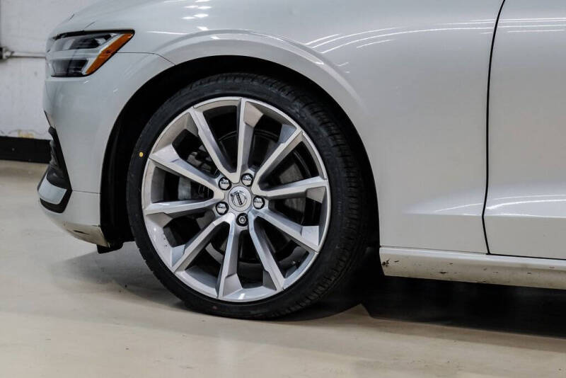 2019 Volvo S60 T5 Momentum