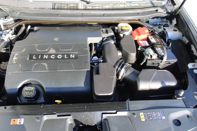 2016 Lincoln MKT