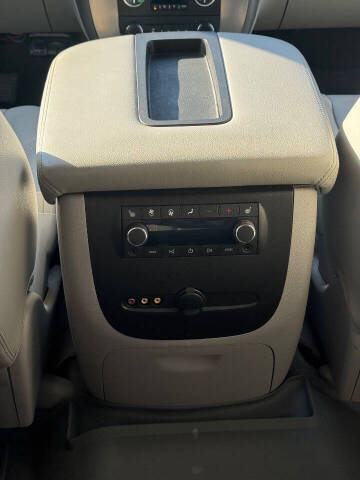 2010 GMC Yukon XL SLT