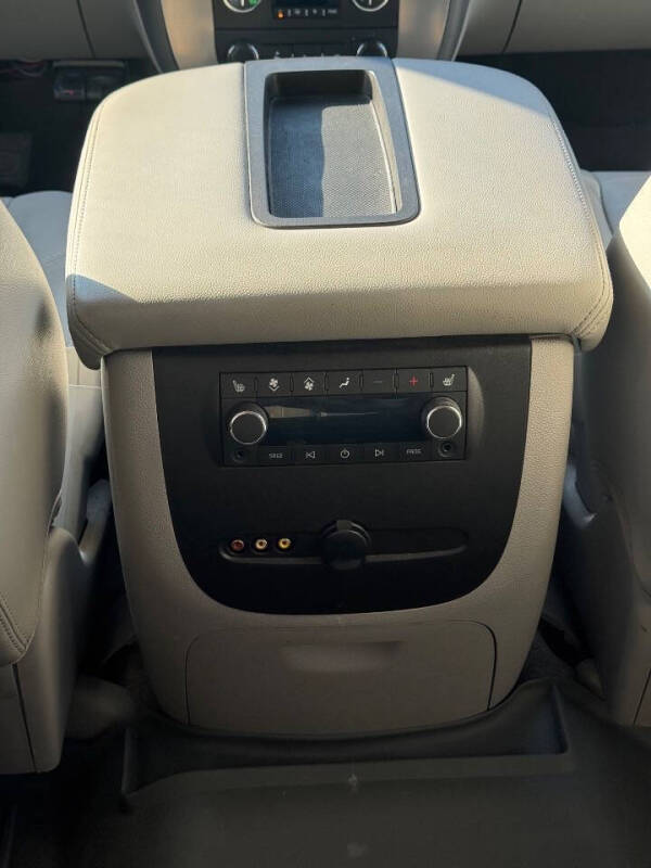 2010 GMC Yukon XL SLT