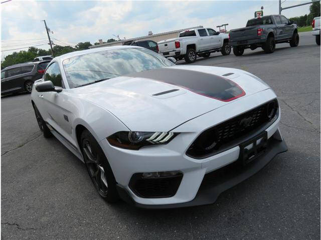 2022 Ford Mustang Mach 1