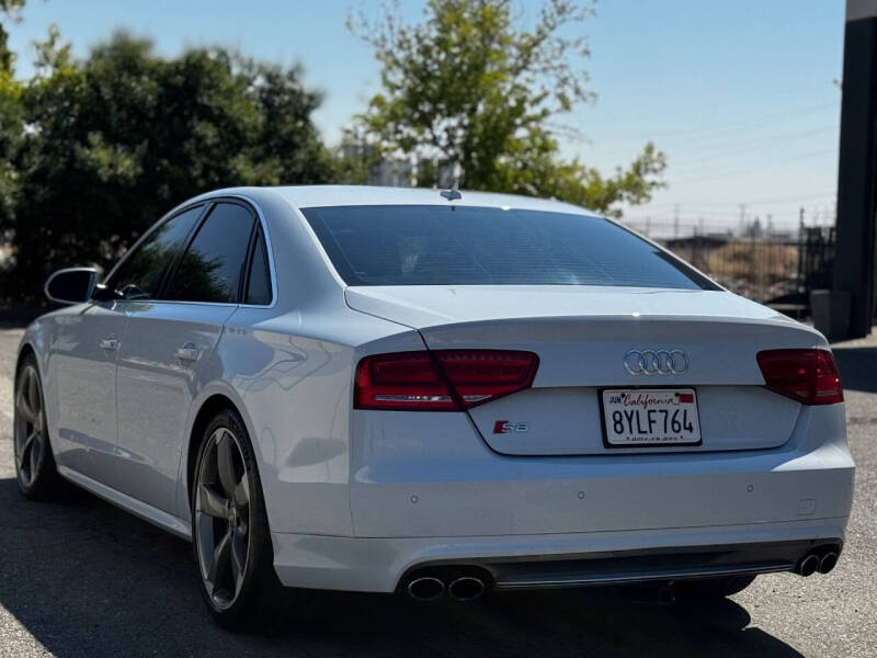 2014 Audi S8 4.0T quattro