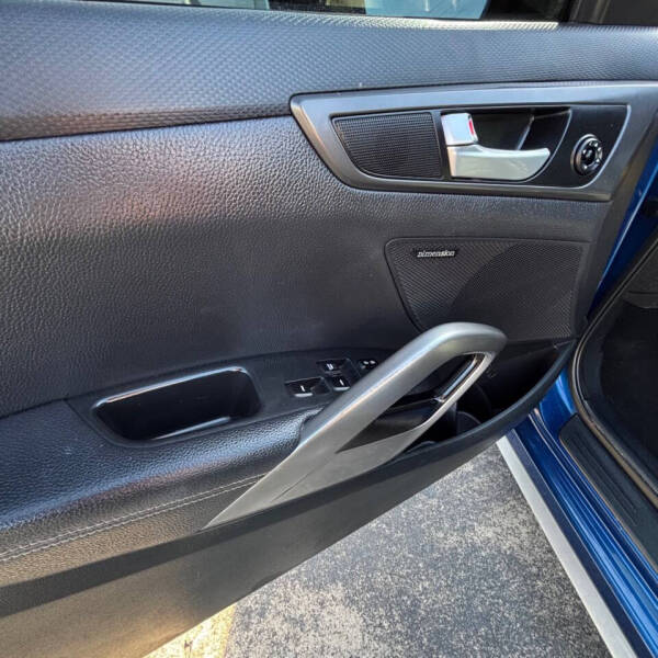 2016 Hyundai Veloster