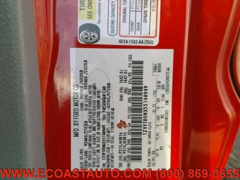 2005 Ford Mustang V6 Deluxe