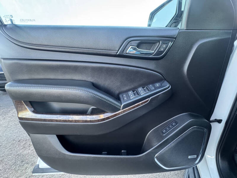 2017 Chevrolet Suburban LT