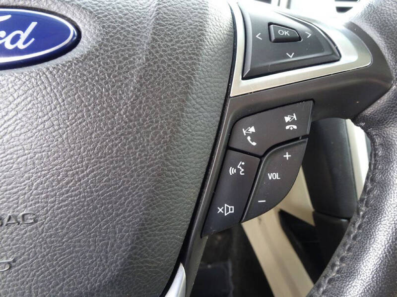 2016 Ford Fusion Hybrid SE