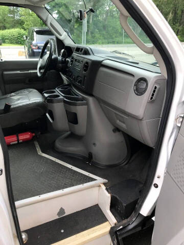 2014 Ford E-Series E-150