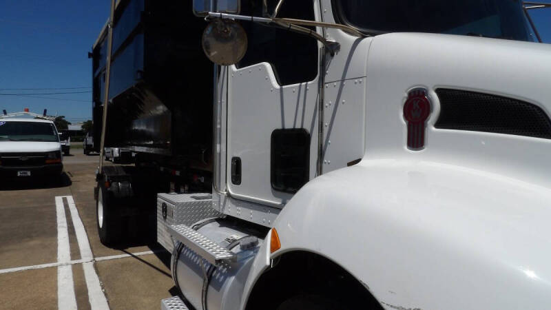 2019 Kenworth T270