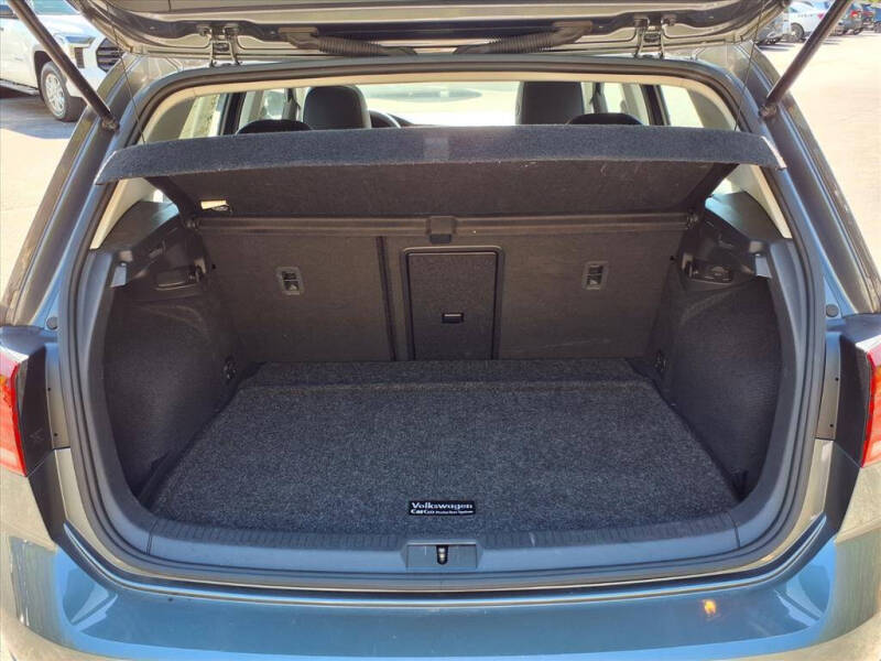 2021 Volkswagen Golf TSI