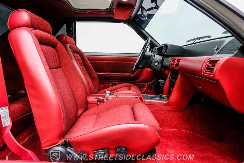 1990 Ford Mustang LX 5.0