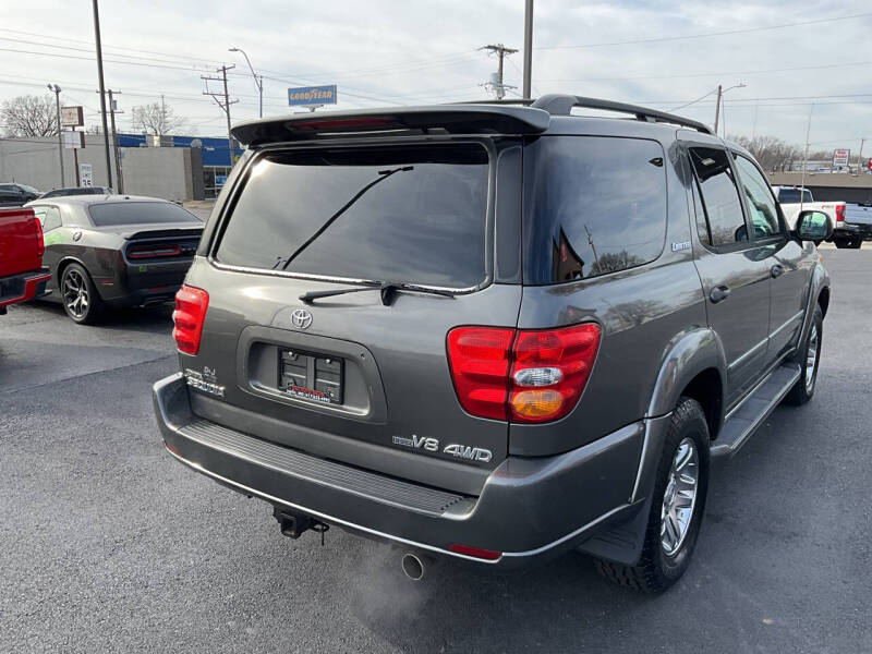 2004 Toyota Sequoia Limited