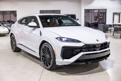 2025 Lamborghini Urus SE