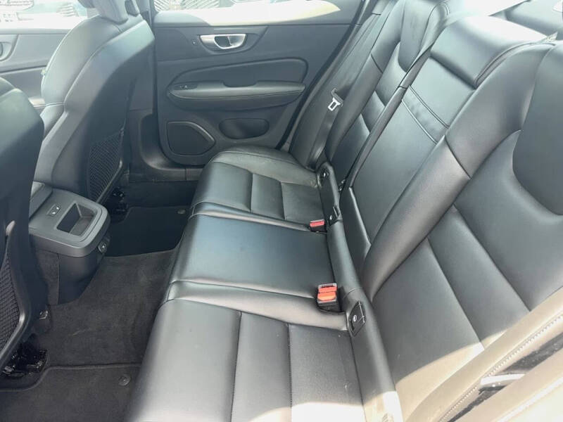 2025 Volvo S60 B5 Core