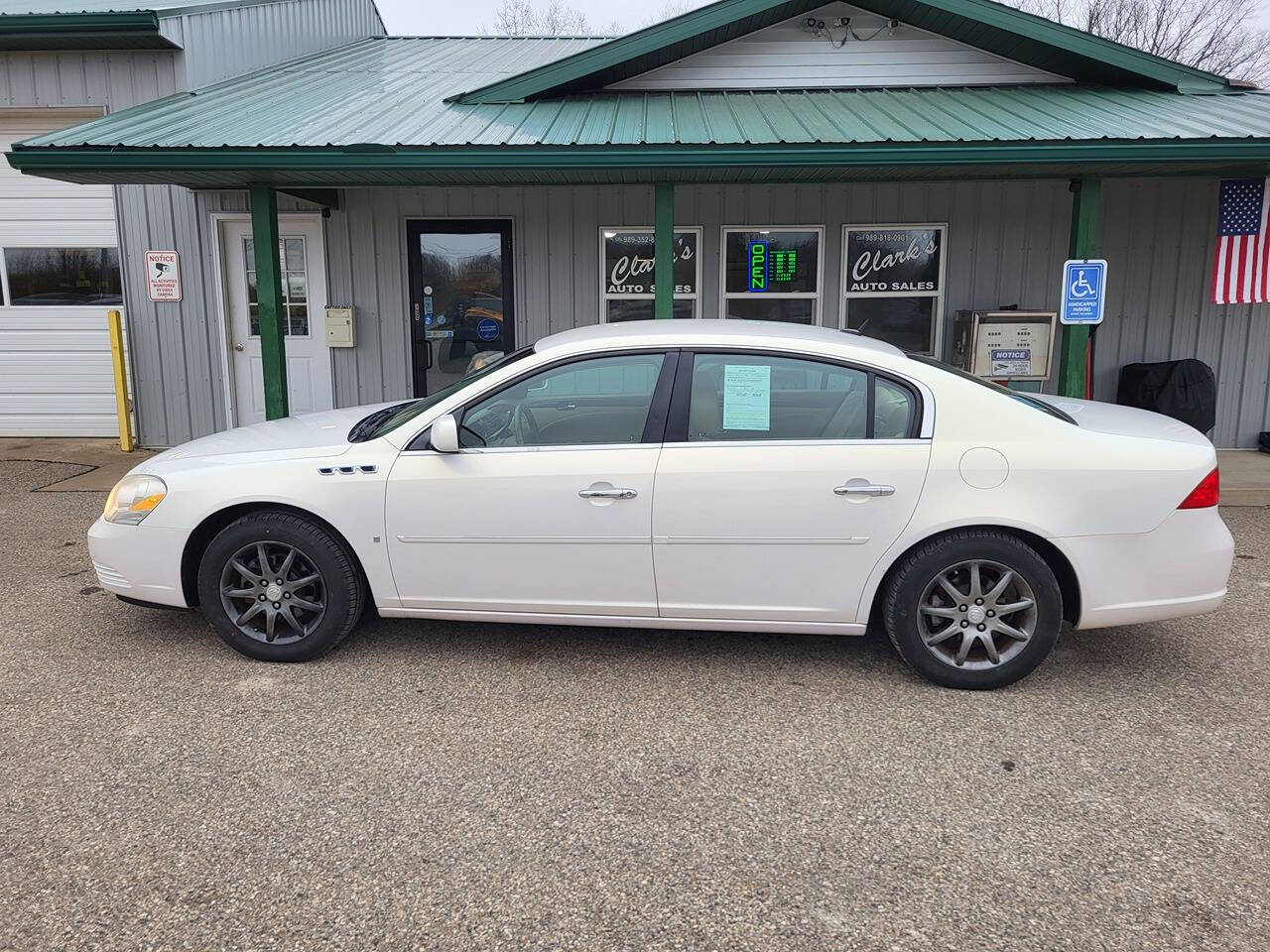 2006 Buick Lucerne for sale at Clarks Auto Sales Inc in Lakeview, MI