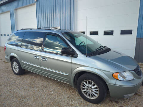 2004 Chrysler Town and Country Touring