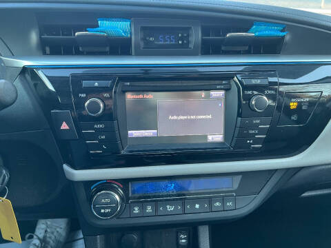 2015 Toyota Corolla LE