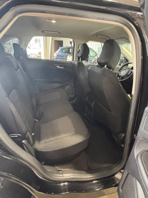 2019 Ford Edge SE
