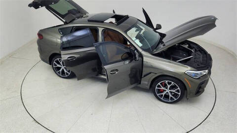 2023 BMW X6 xDrive40i