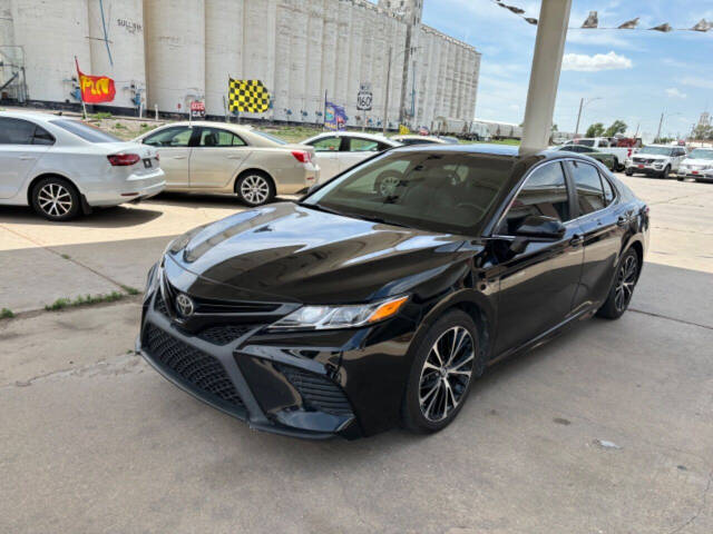 2018 Toyota Camry for sale at Kansas Auto Sales in Ulysses, KS